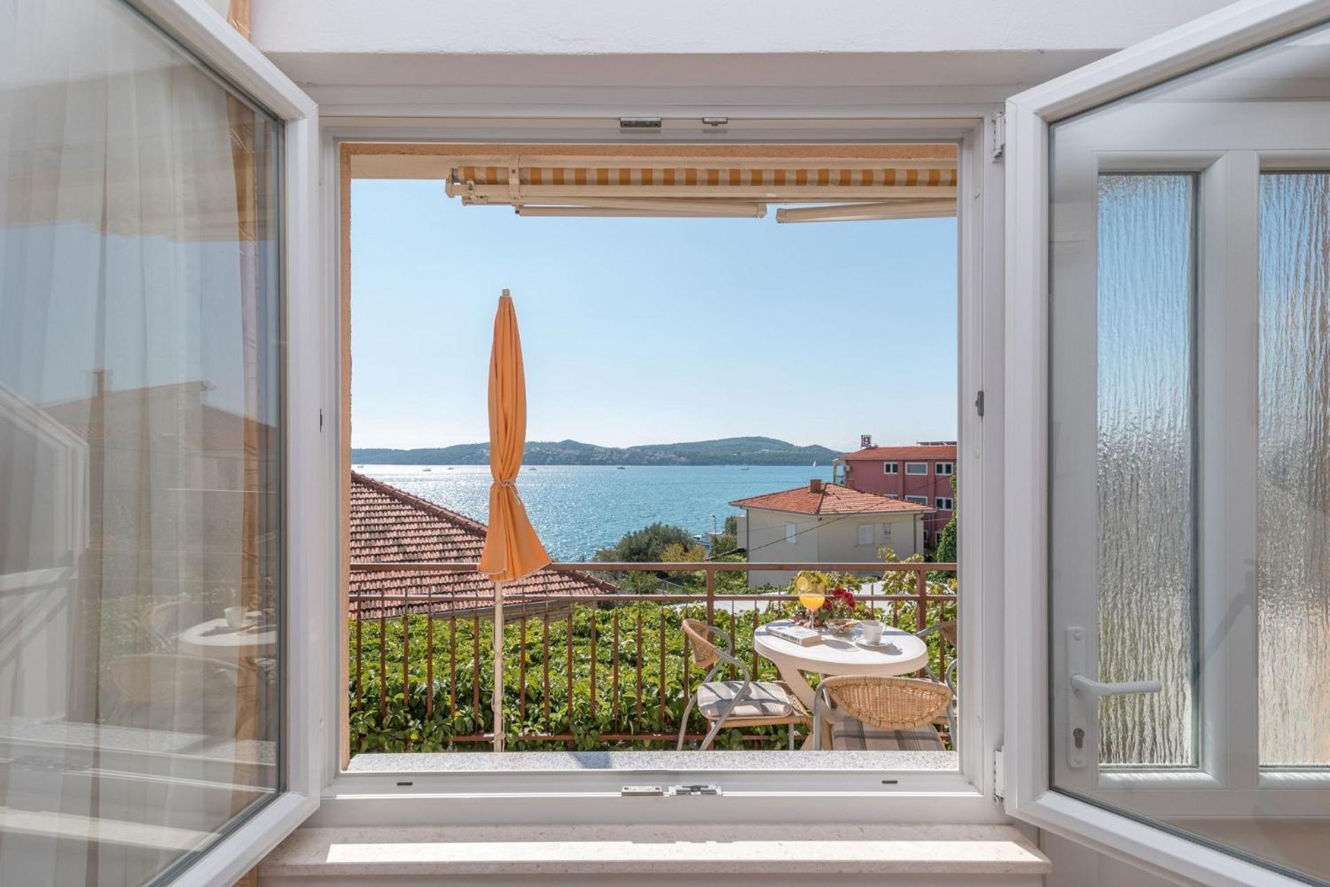 Apartments Vin Trogir Eksteriør billede