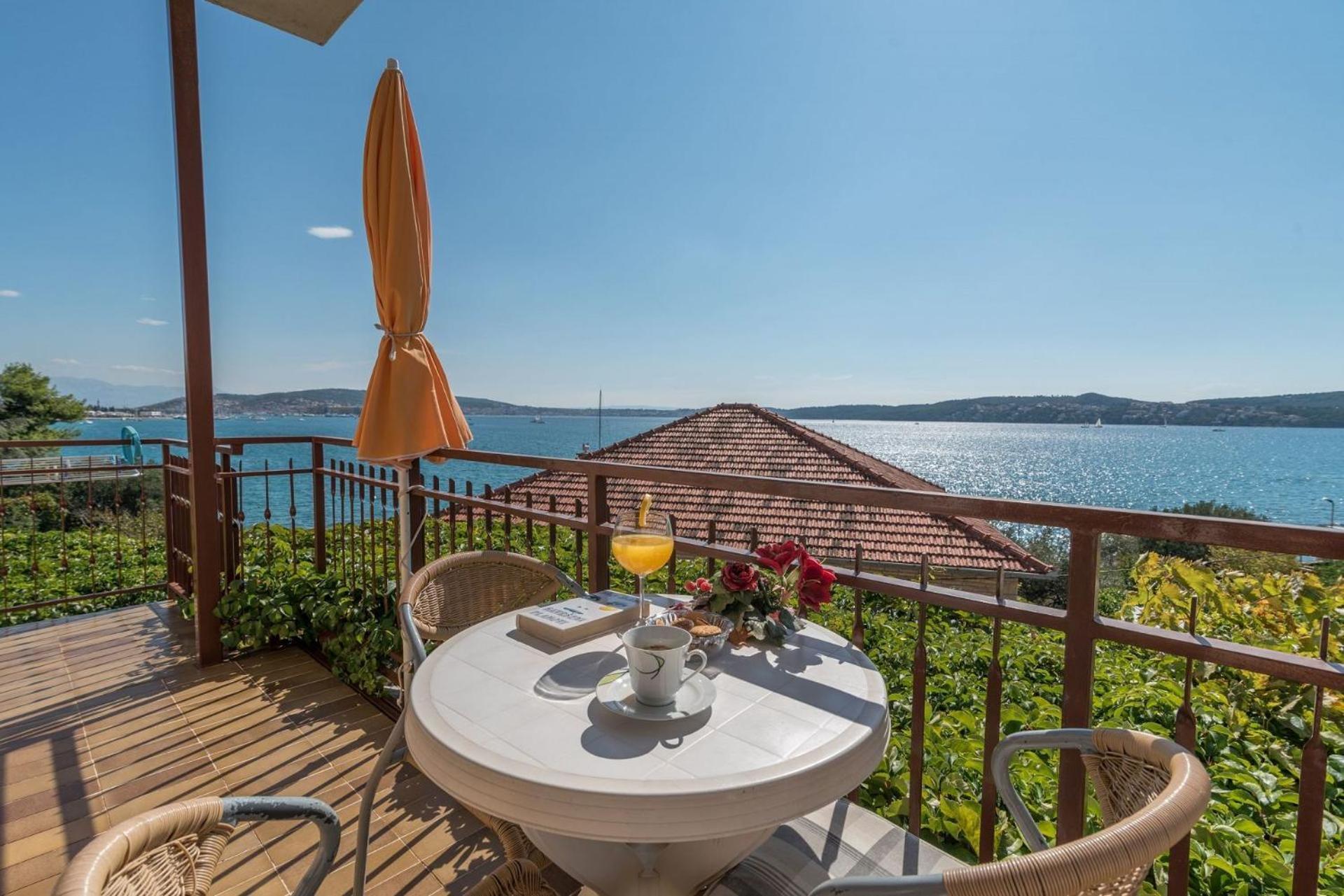 Apartments Vin Trogir Eksteriør billede